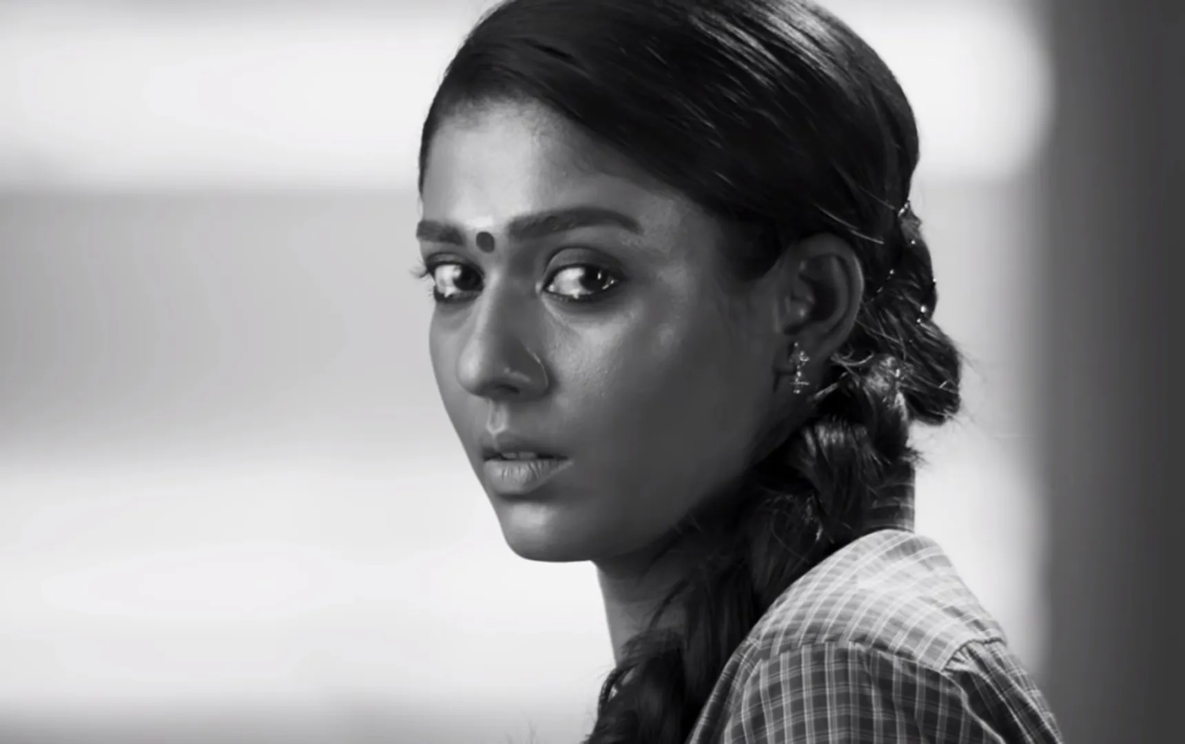 nayanthara airaa